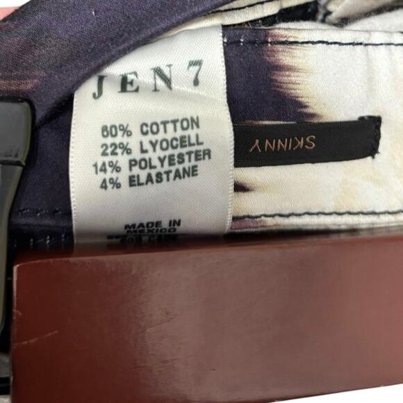 NWT 7 For All Mankind Skinny Jeans Women’s Size 00 Floral Stretch Pants Jen7 - Picture 7 of 8